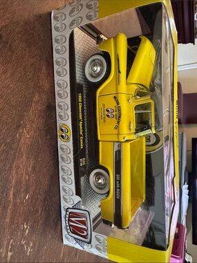 NIB Machine Yellow 1958 Chevrolet Apache Cameo diecast Pickup